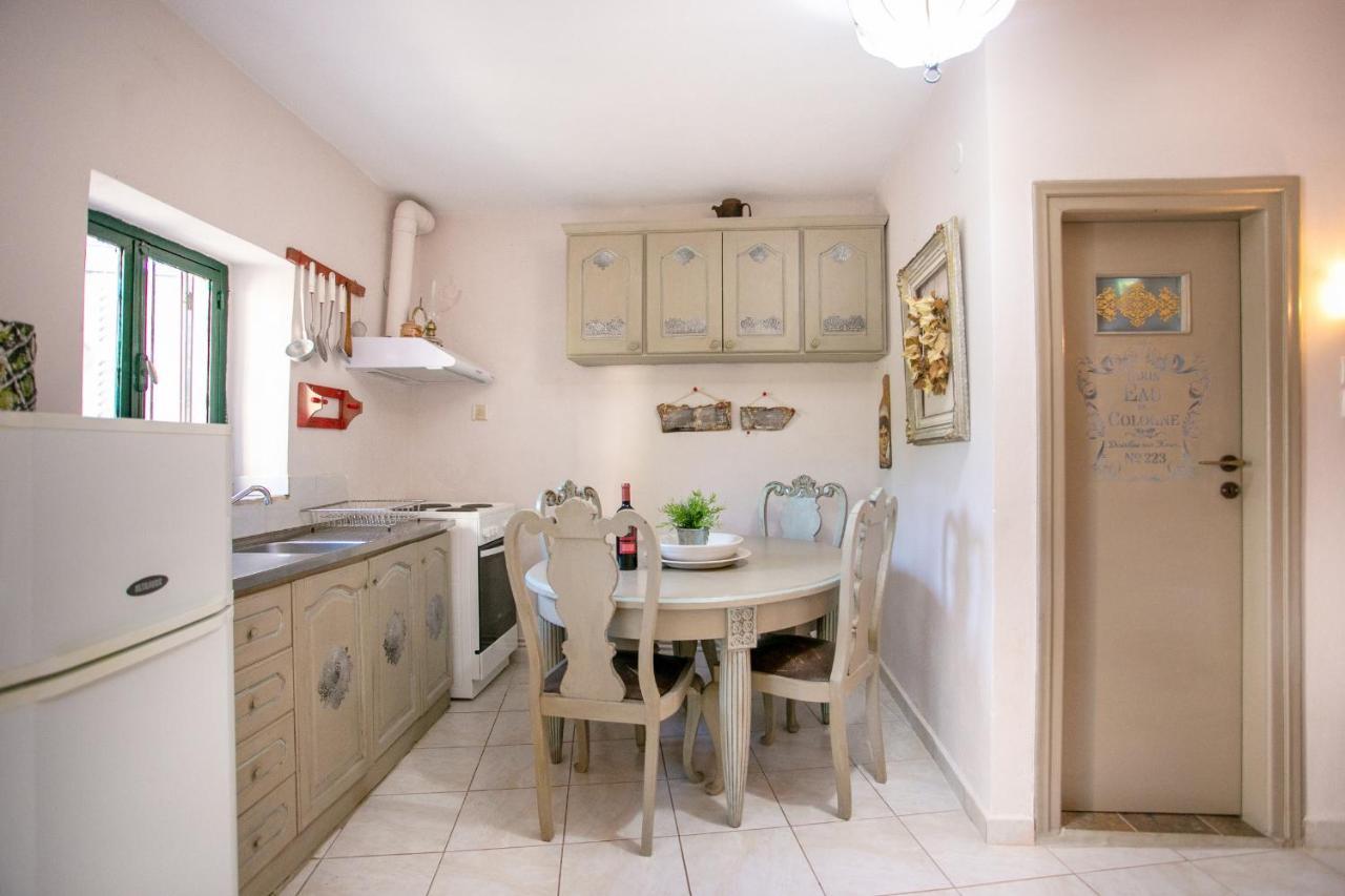 Charouda Country House Pyrgos Dirou Екстер'єр фото